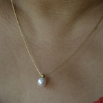 Load image into Gallery viewer, 18K Round Pearl pendant necklace