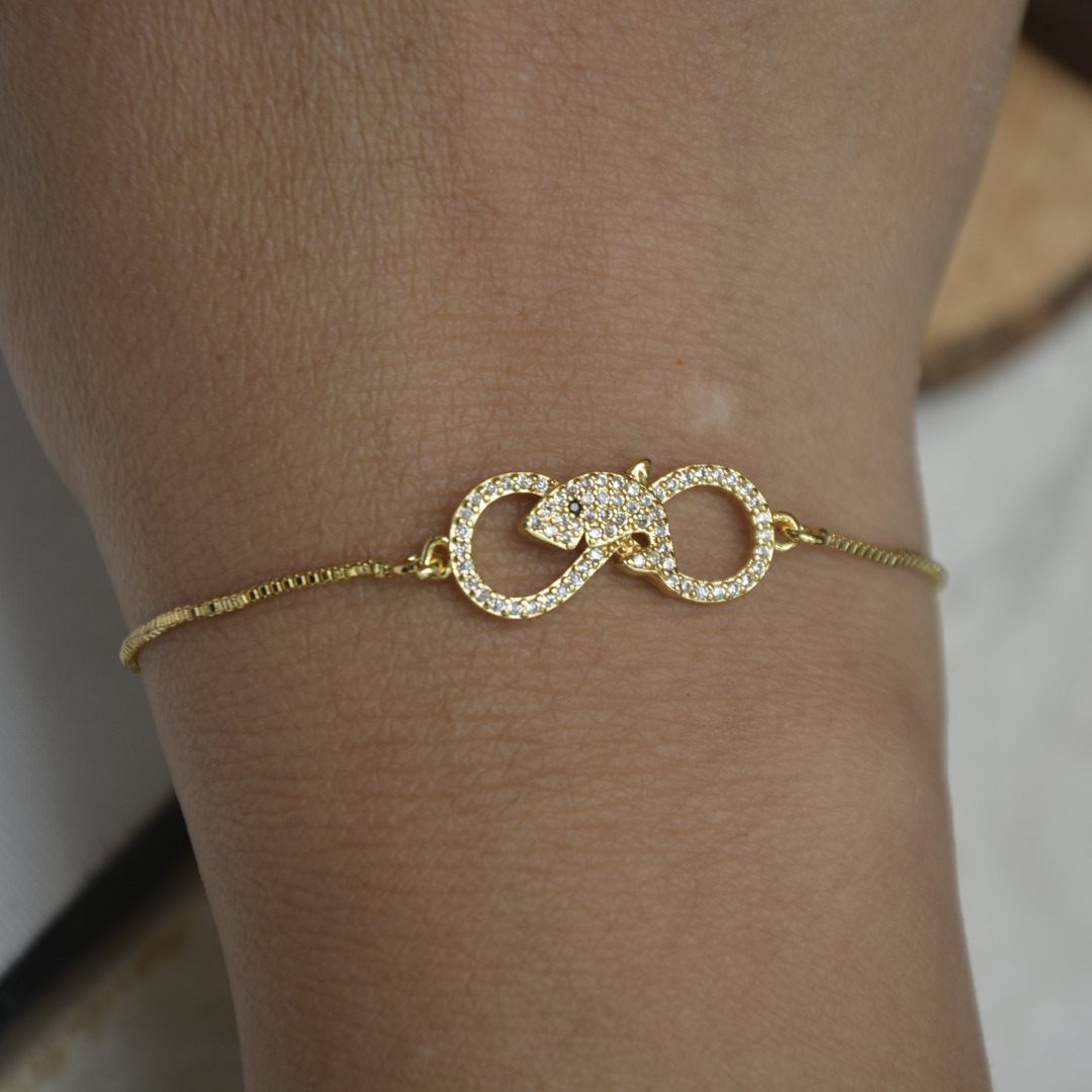 The Ocean Infinity Bracelet
