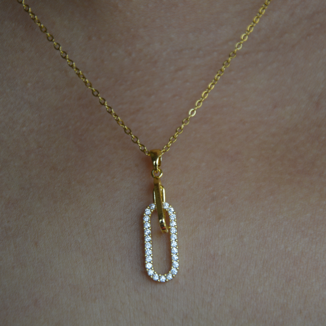 18k Oval Zircon Pendant Necklace