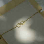 The Infinity Glow Bracelet