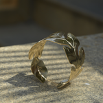 Load image into Gallery viewer, VERDÉA Leaf Cuff – 18K Gold Plated