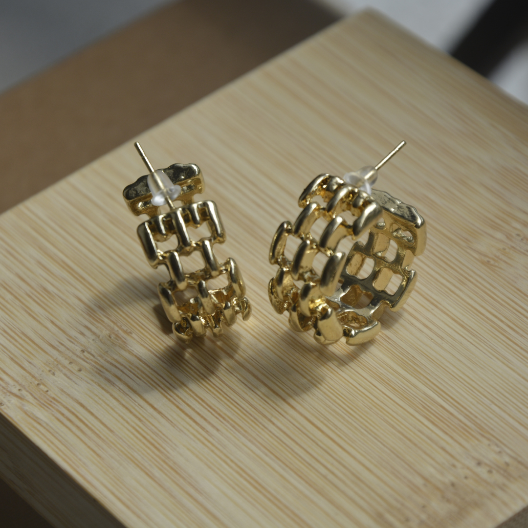 Geometric shaped Hoops