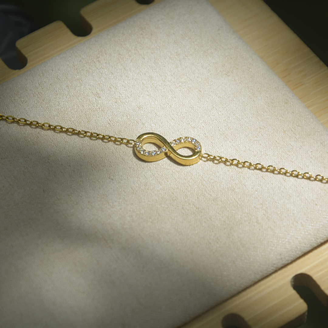 The Infinity Glow Bracelet